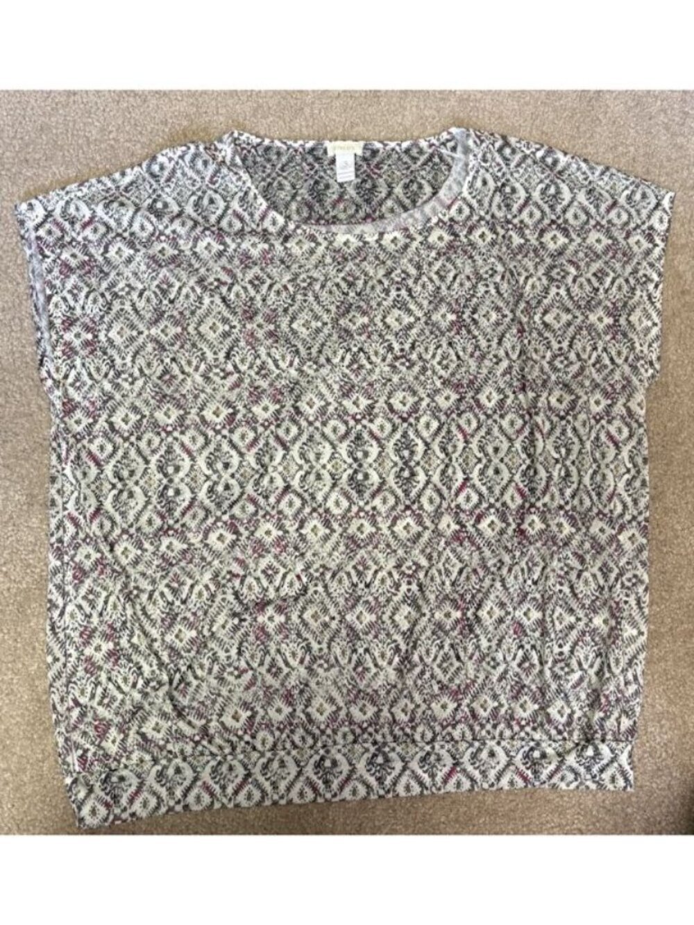 Chico's Embellished Sublimation Top Sz 3 Scoop Neck Short Drop Capsleeves Sequin